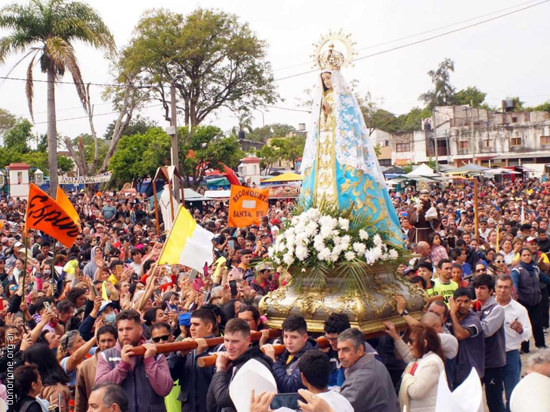 Los jóvenes del NEA llevaron sus súplicas y esperanzas a la Virgen de Itatí